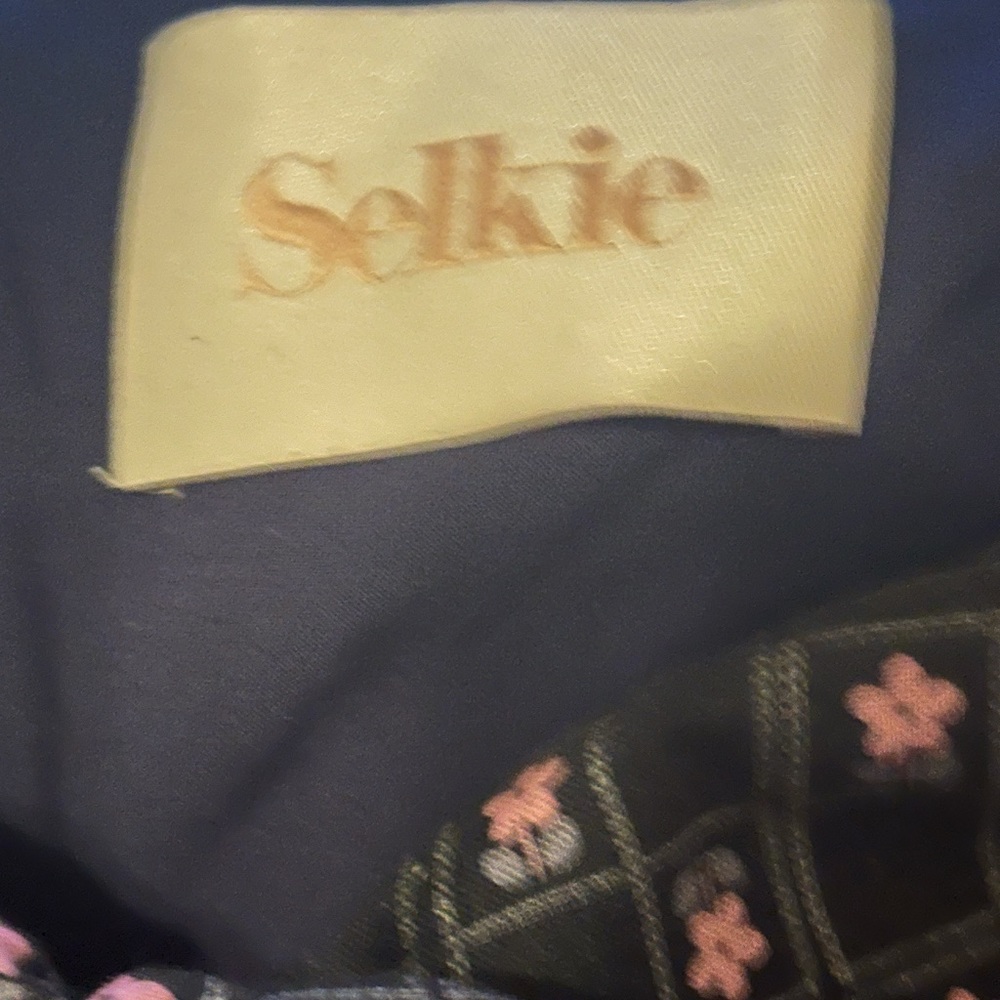 Selkie Parliament Dress, Medium - Picture 3 of 4